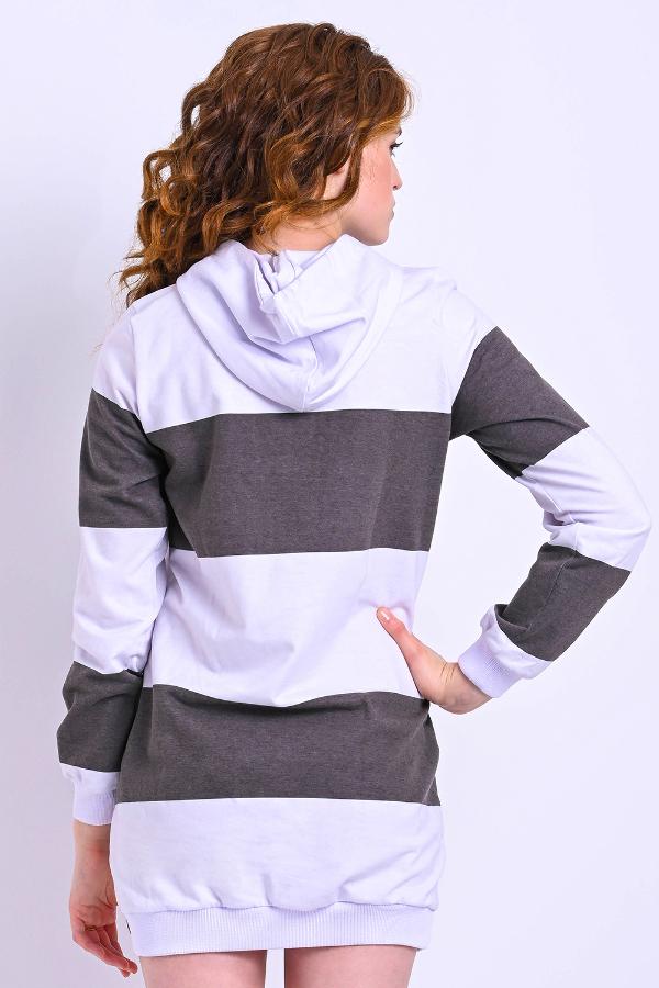 BLUSA LARGA CON CAPUCHA