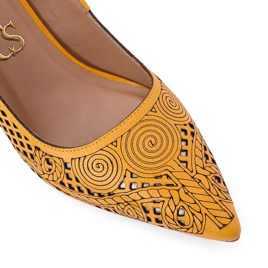 STILETTO