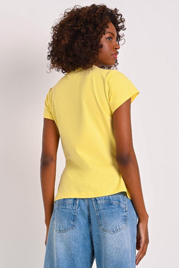T-SHIRT LAZO CON APLIQUE CARMEN STEFFENS ALTO VERANO 2023