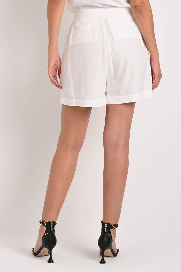 SHORT BOLSILLO EMBUTIDO