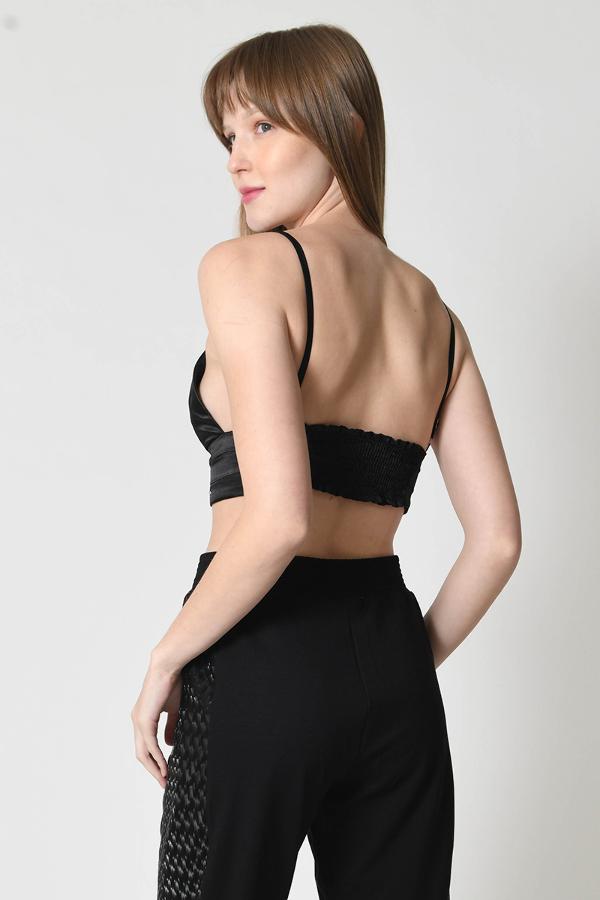 TOP CROPPED