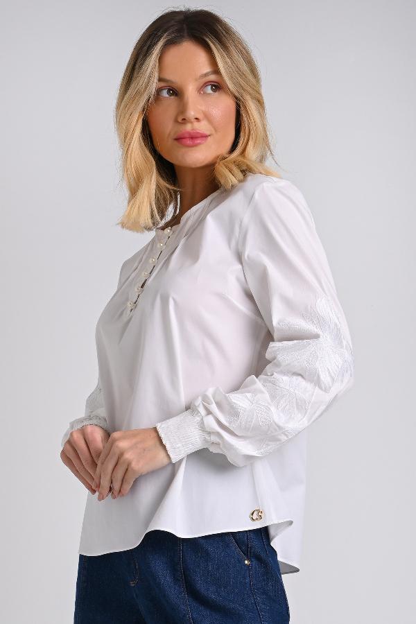 BLUSA