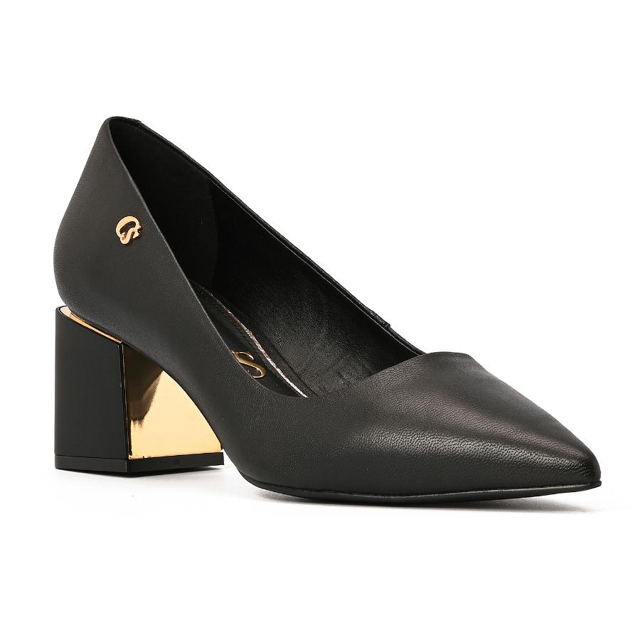 STILETTO