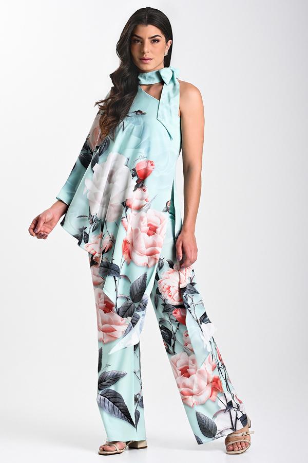 blusa asimetrica estampada