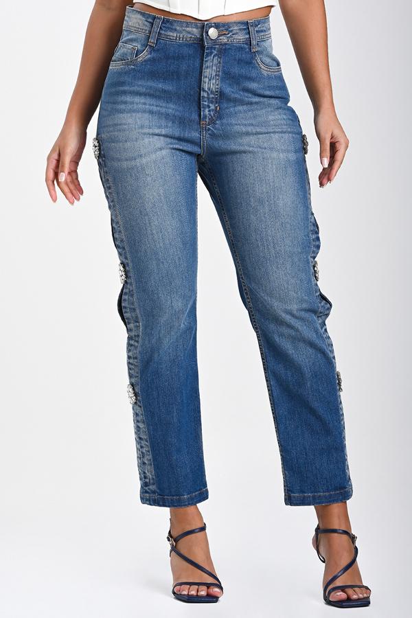 PANTALON JEANS CON FLORES LATERALES