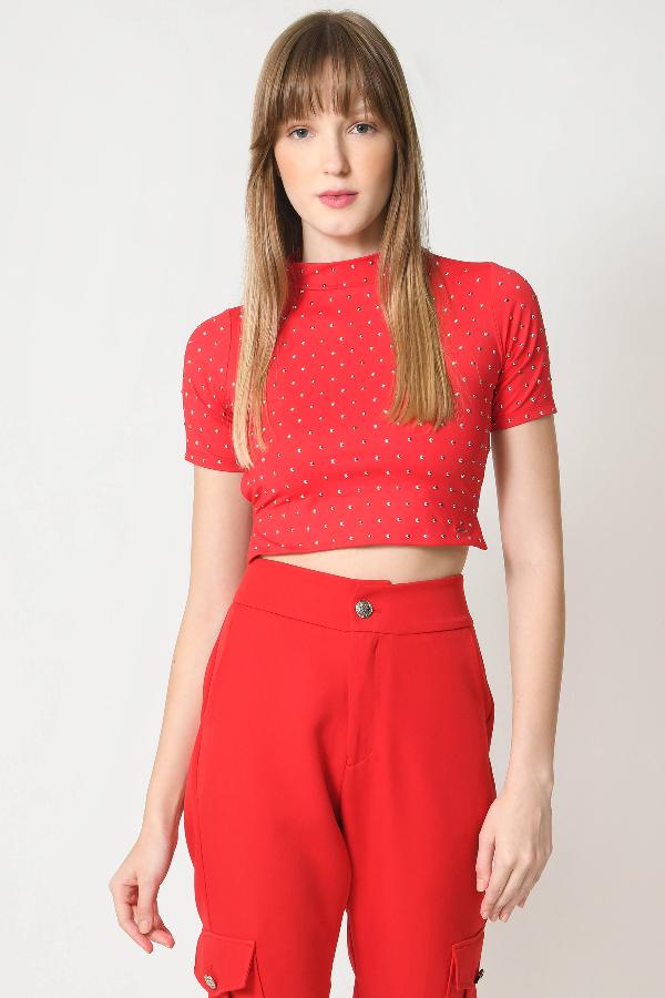 BLUSA CON ABERTURA EN ESPALDA