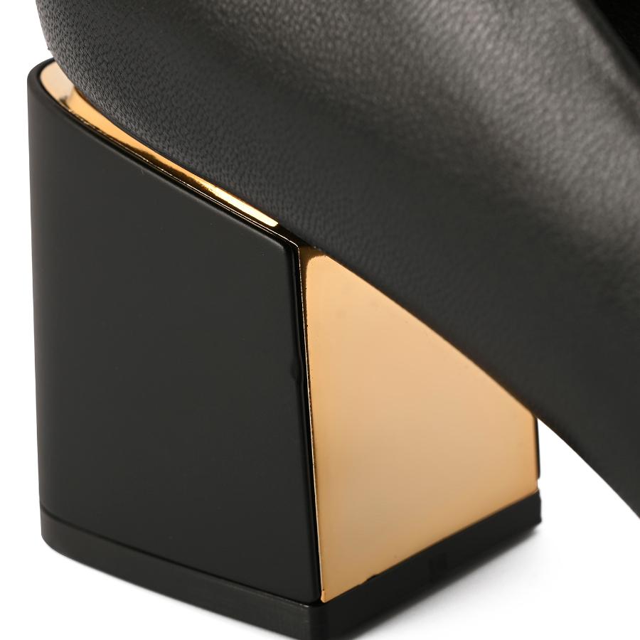 STILETTO