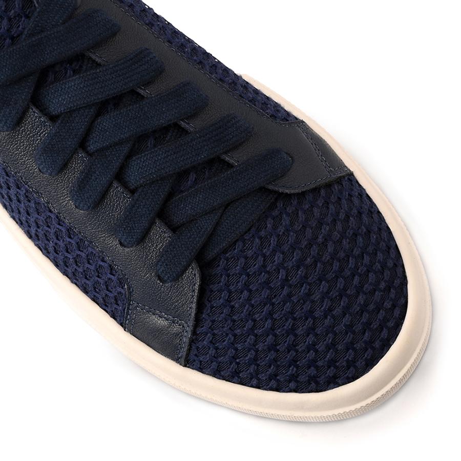 TENIS