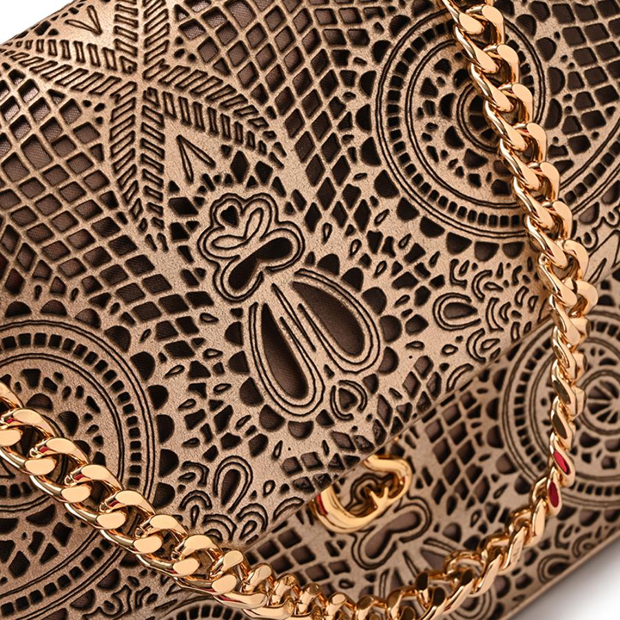 CARTERA DE MANO