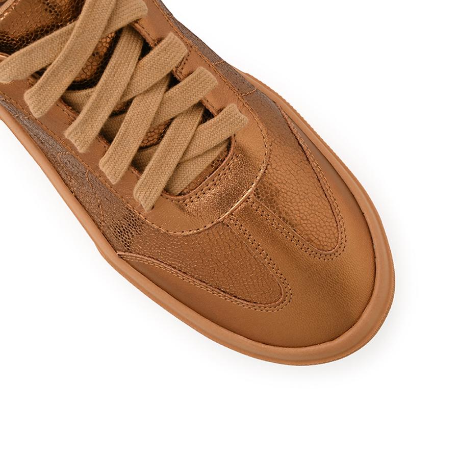 TENIS