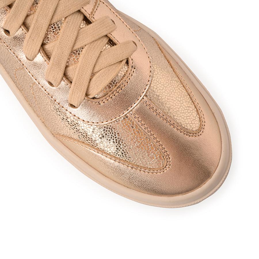 TENIS