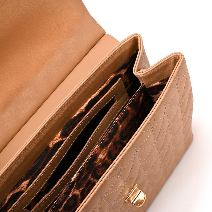 CARTERA DE MANO