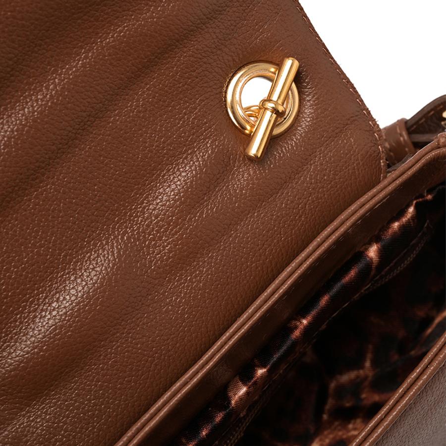 CARTERA DE MANO