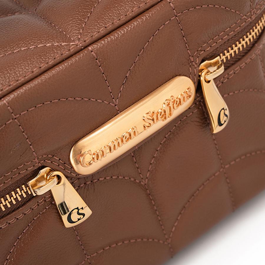 CARTERA DE MANO
