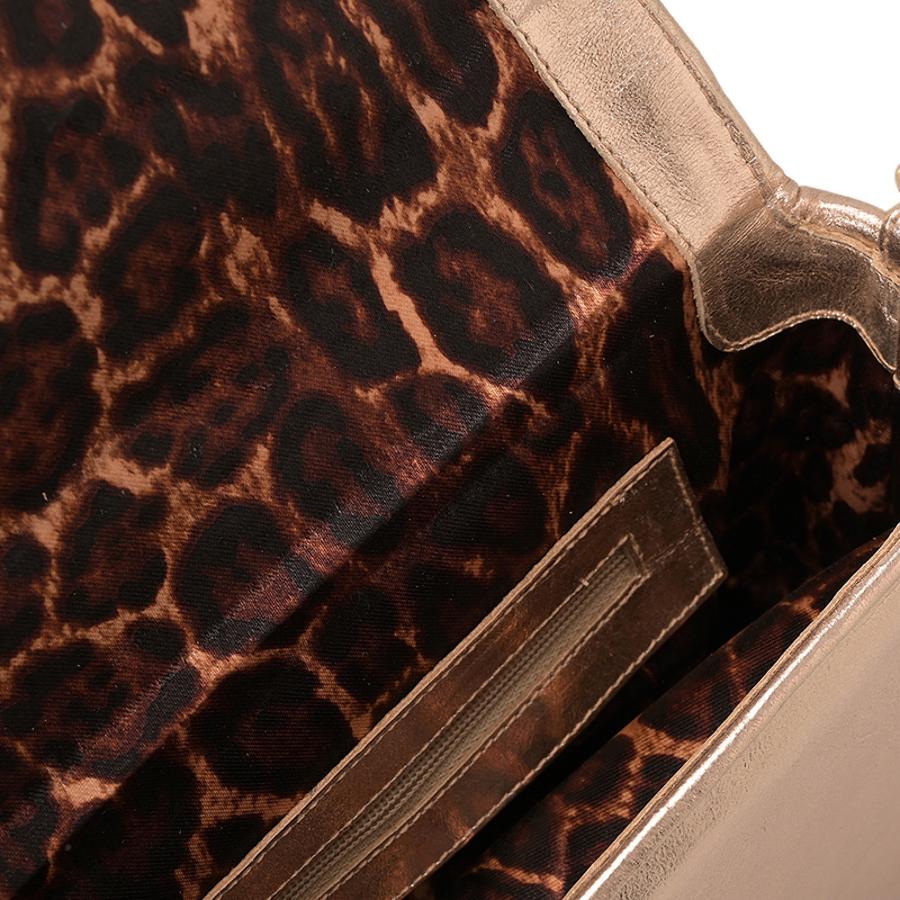 CARTERA DE MANO
