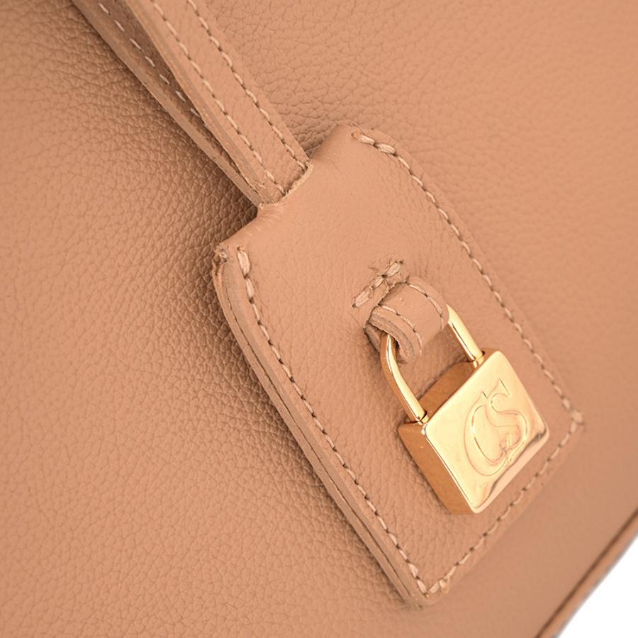 CARTERA DE MANO