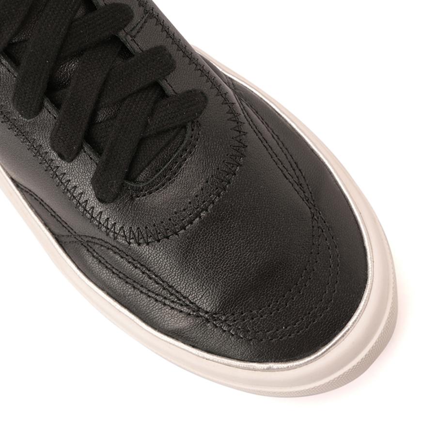 TENIS