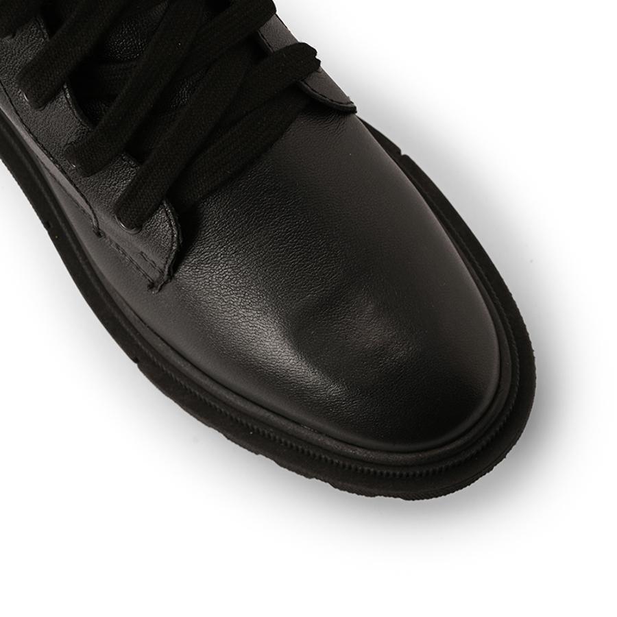 BOTINES
