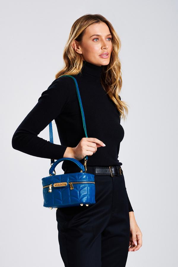 CARTERA DE MANO